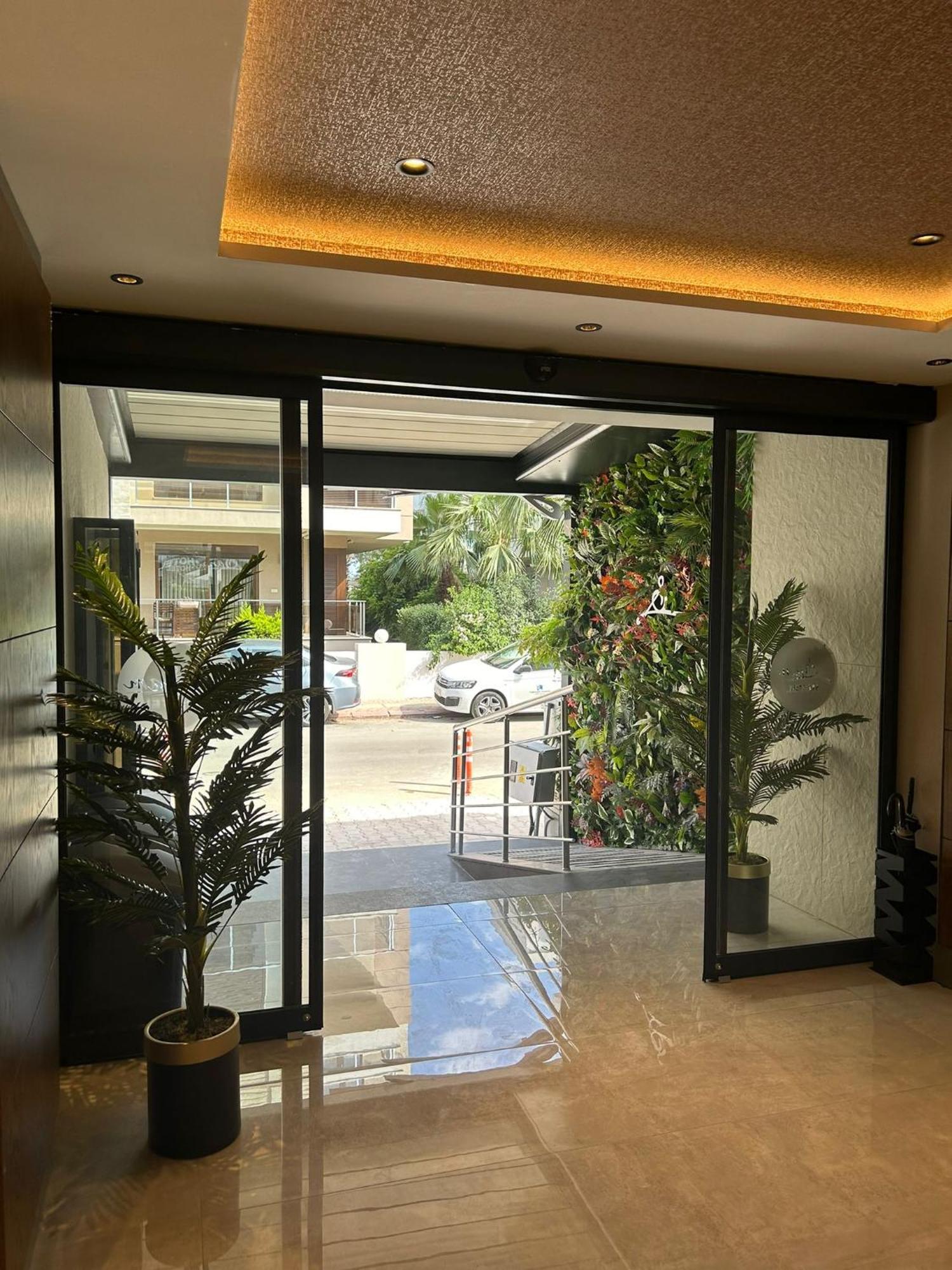 Sam Hotel Анталия Екстериор снимка