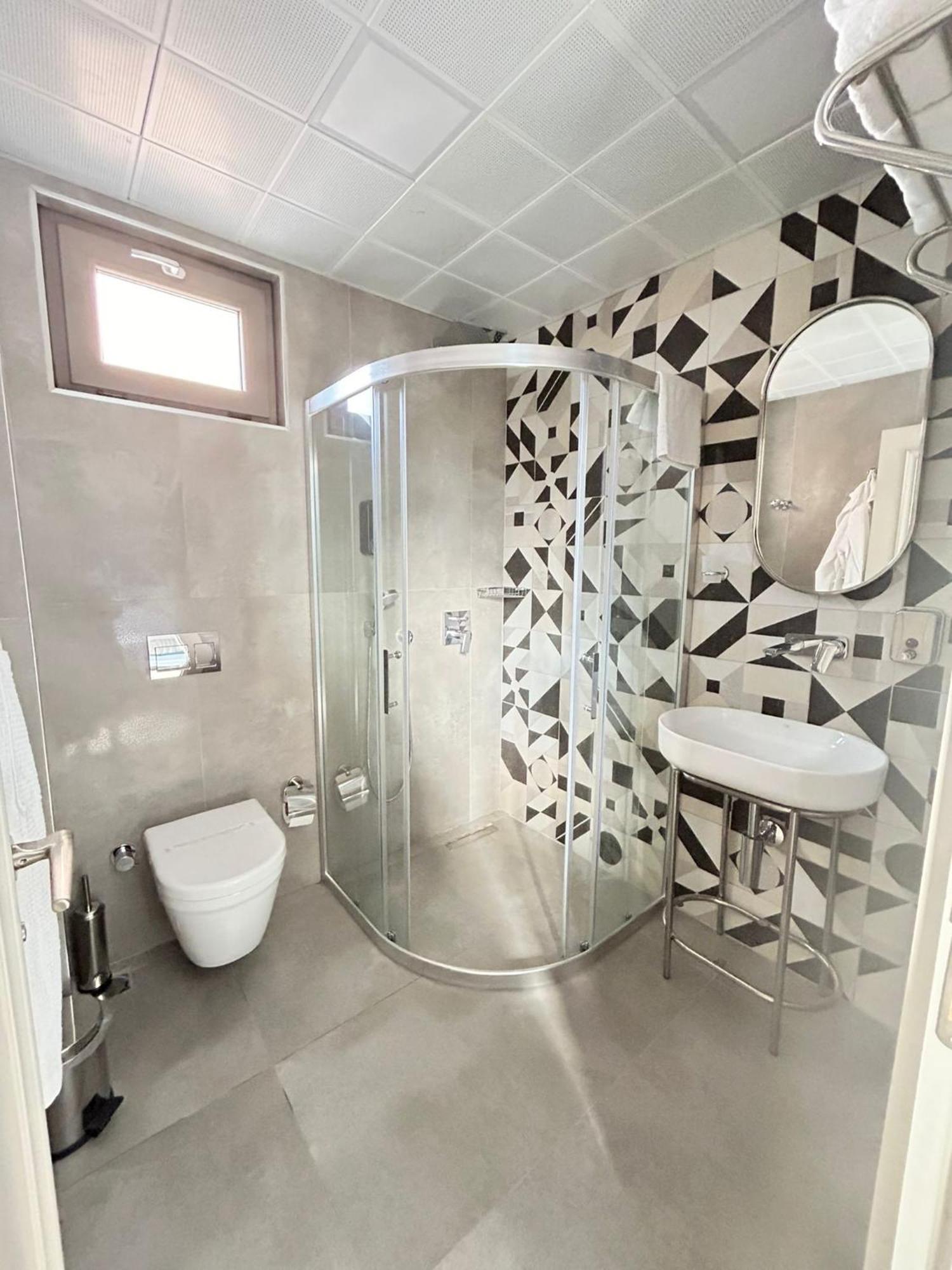 Sam Hotel Анталия Екстериор снимка